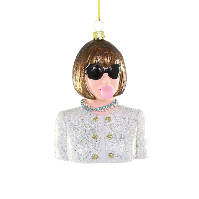 Anna Wintour with Bubble Ornament 5"