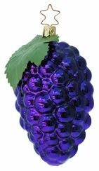 Large Concord Grapes Ornament by Inge Glas of Germany