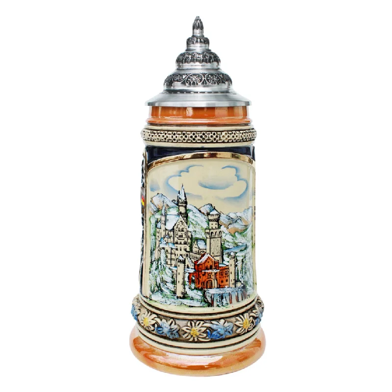 Neuschwanstein at Christmas Stein by King Werk GmbH and Co